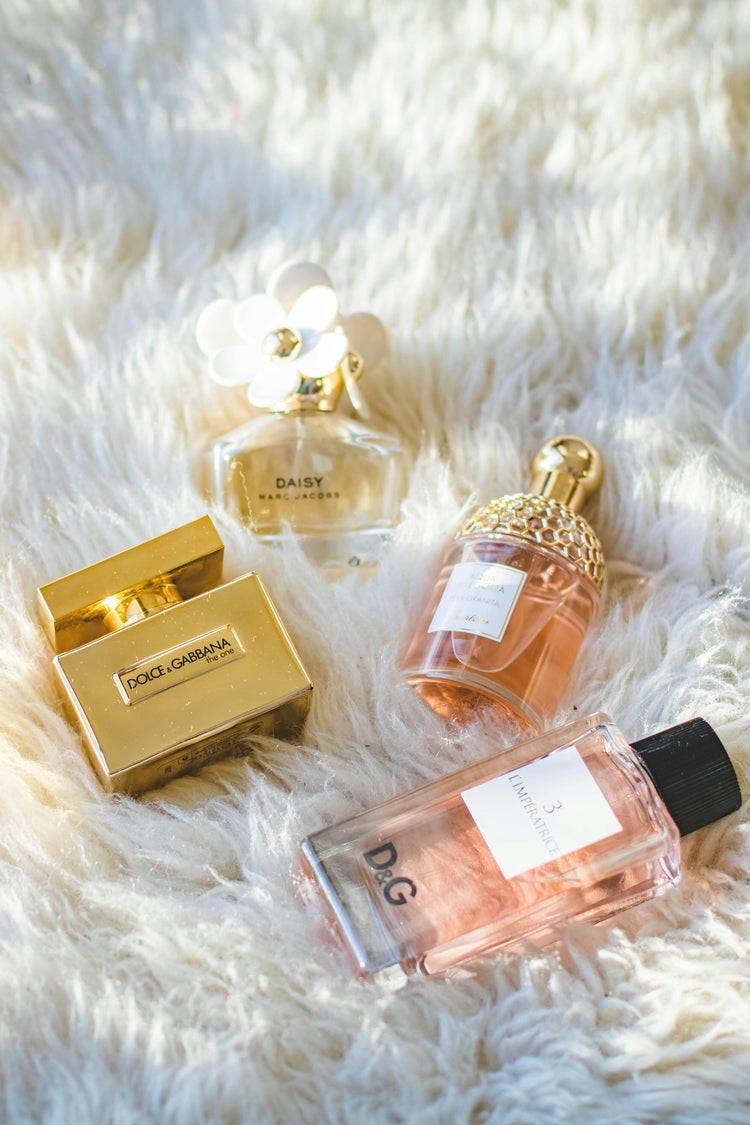 Floral and fruity fragrances